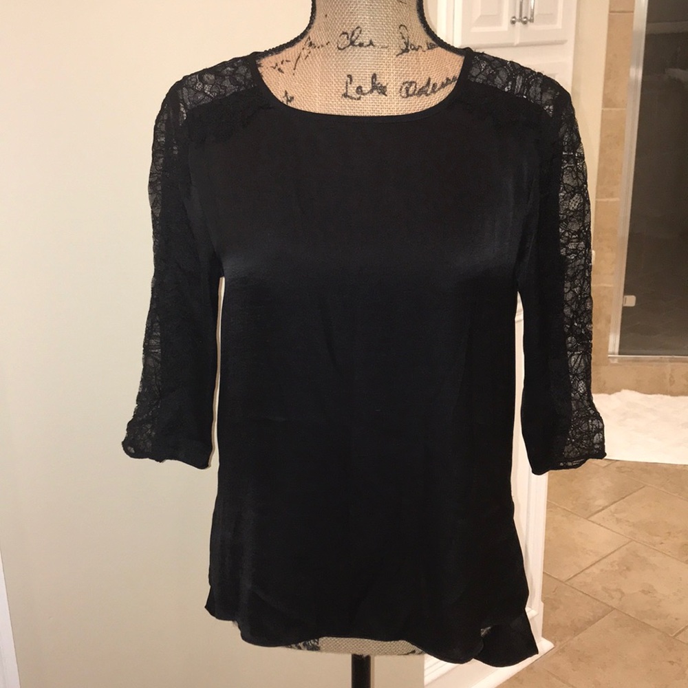 BCBG black lace 3/4 sleeve shirt